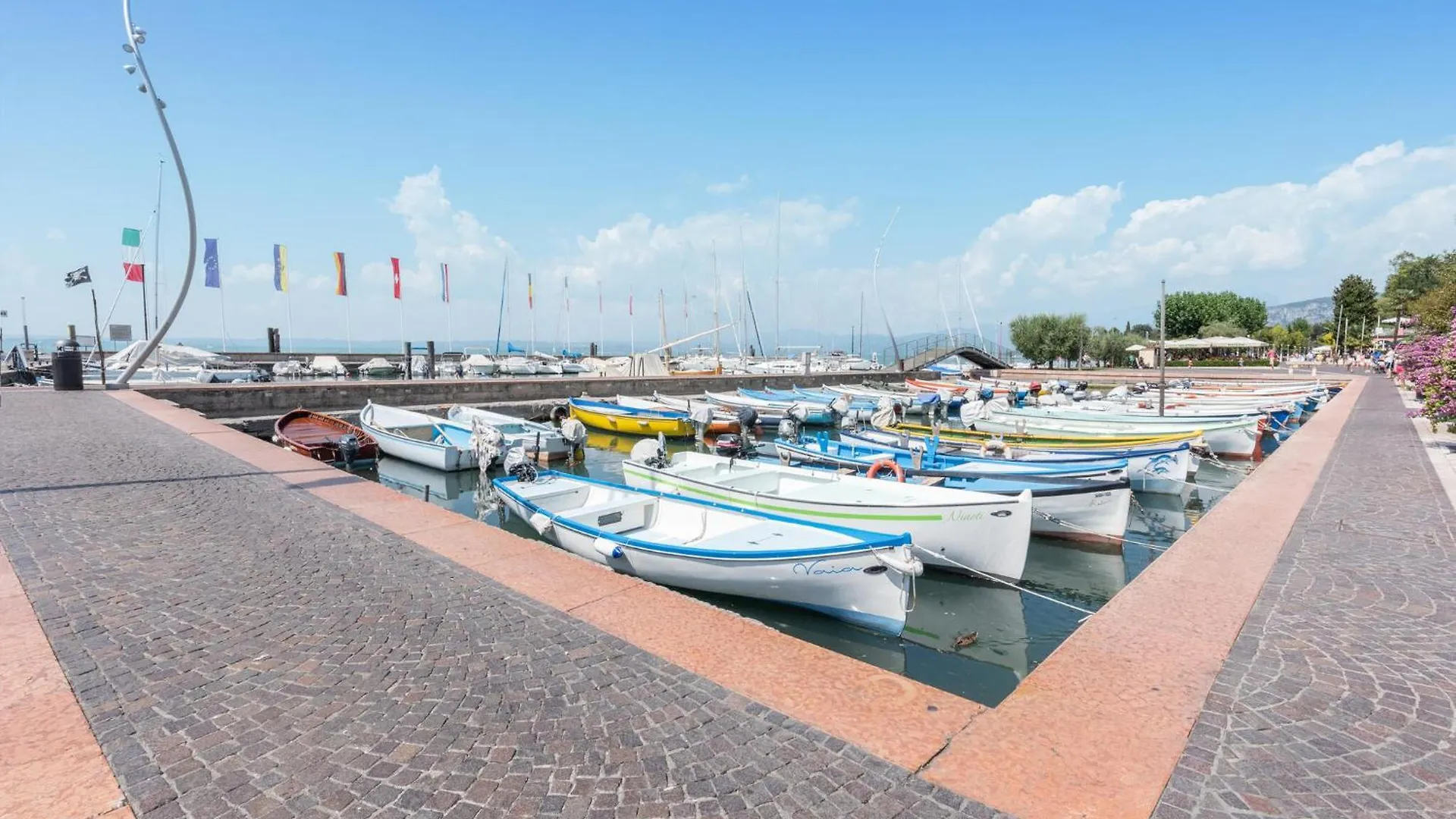 Amazing Apartment In Bardolino With Wifi
