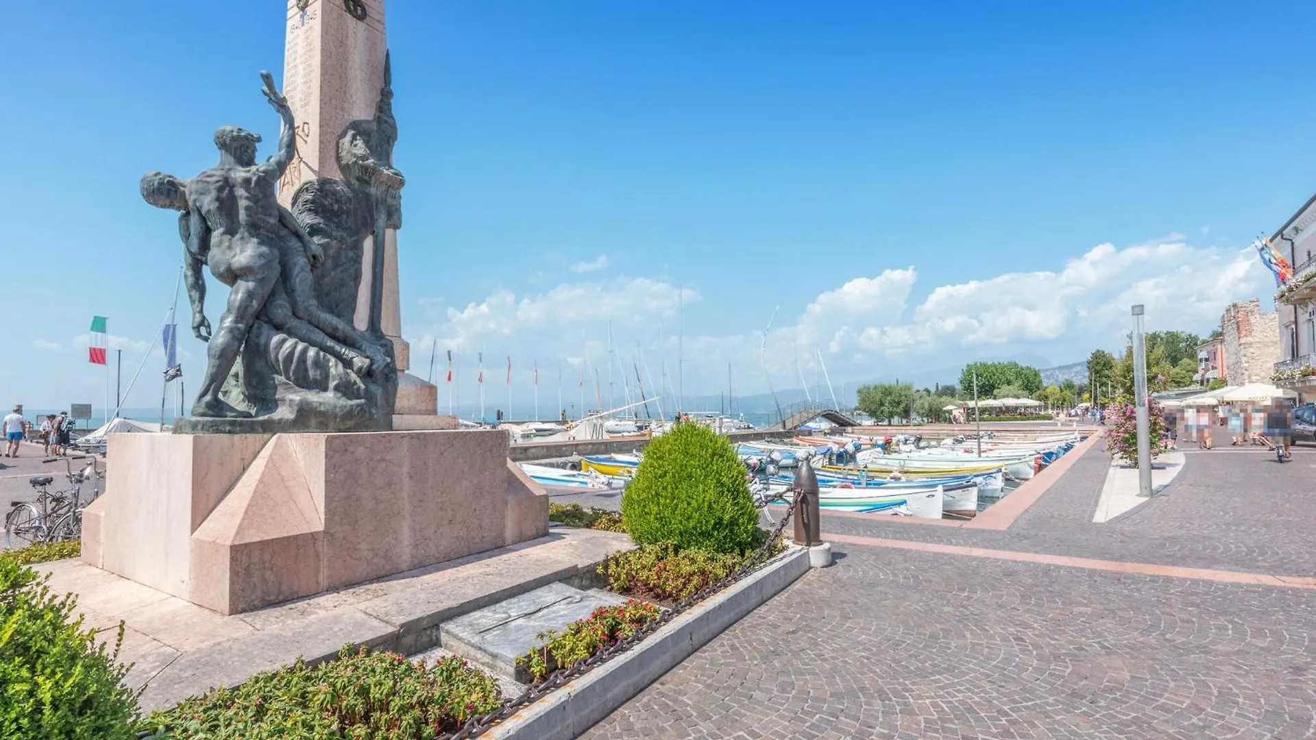 Amazing Apartment In Bardolino With Wifi