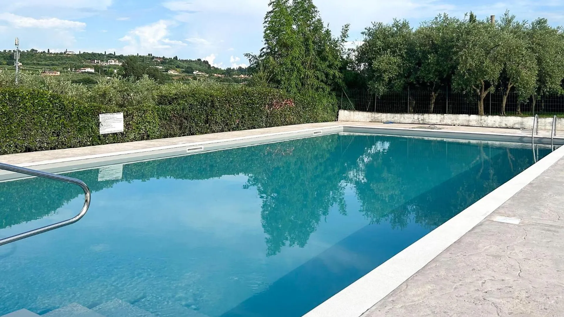 Amazing Apartment In Bardolino With Wifi